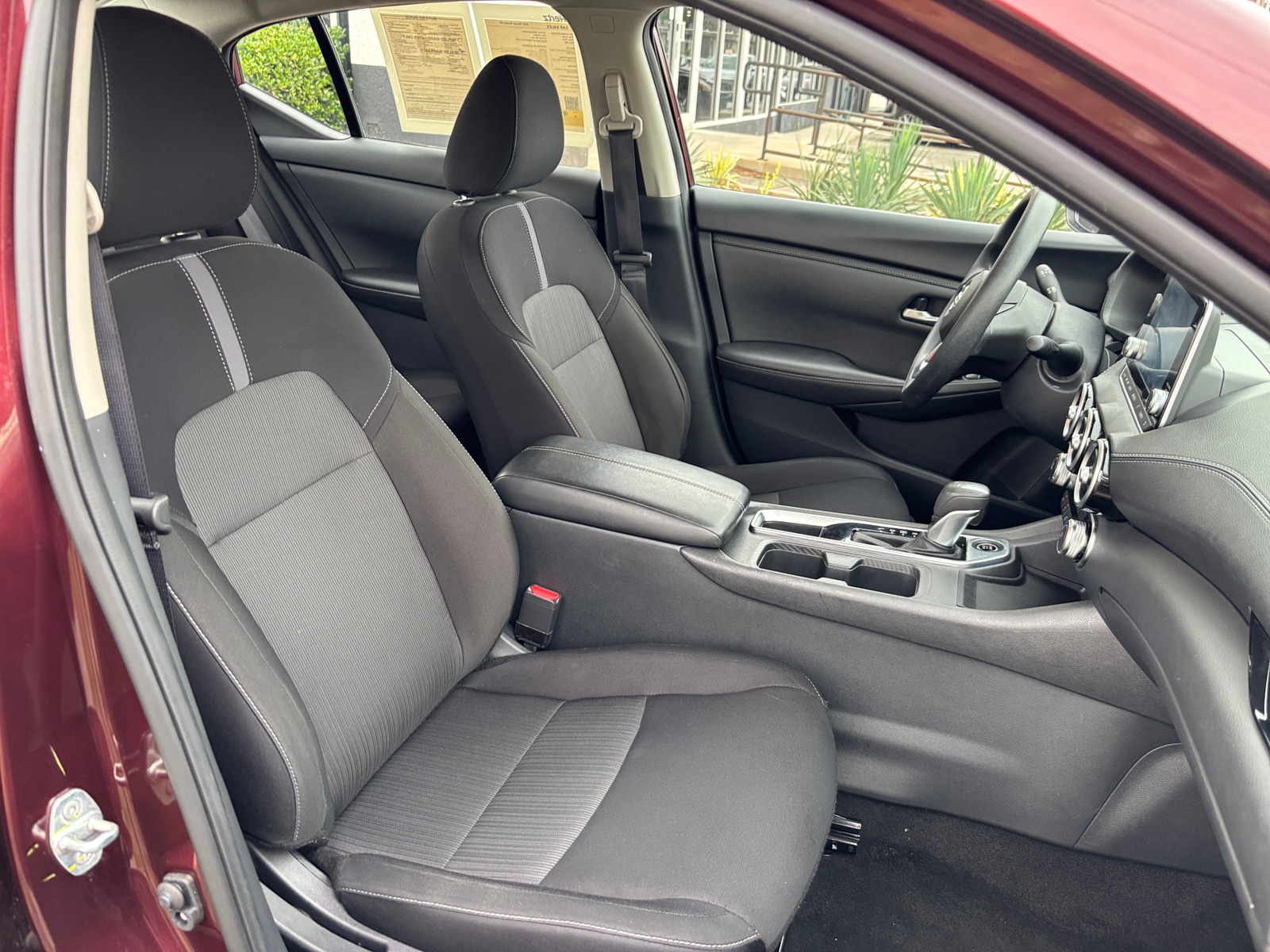 Thumbnail: 2025 Nissan Sentra - 2