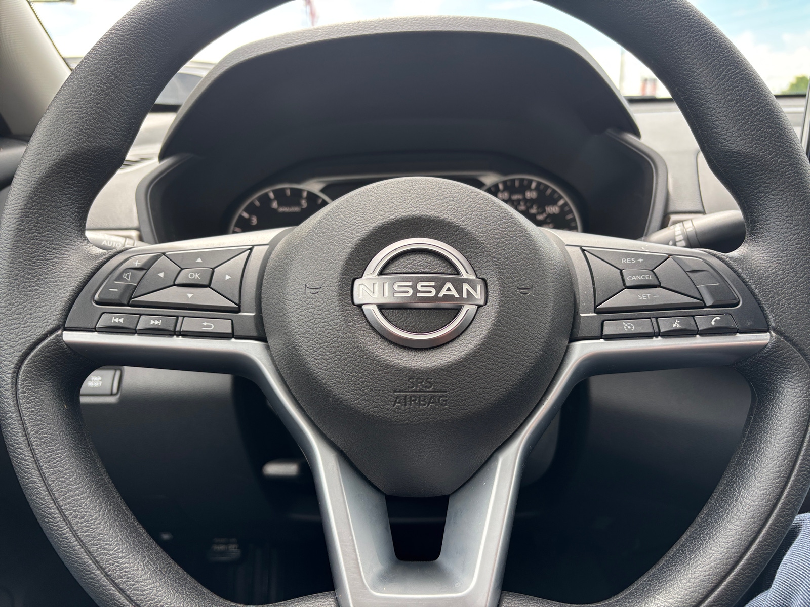 Thumbnail: 2025 Nissan Altima - 5