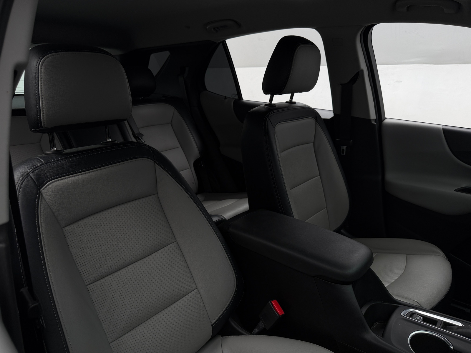 Thumbnail: 2021 Chevrolet Equinox - 2