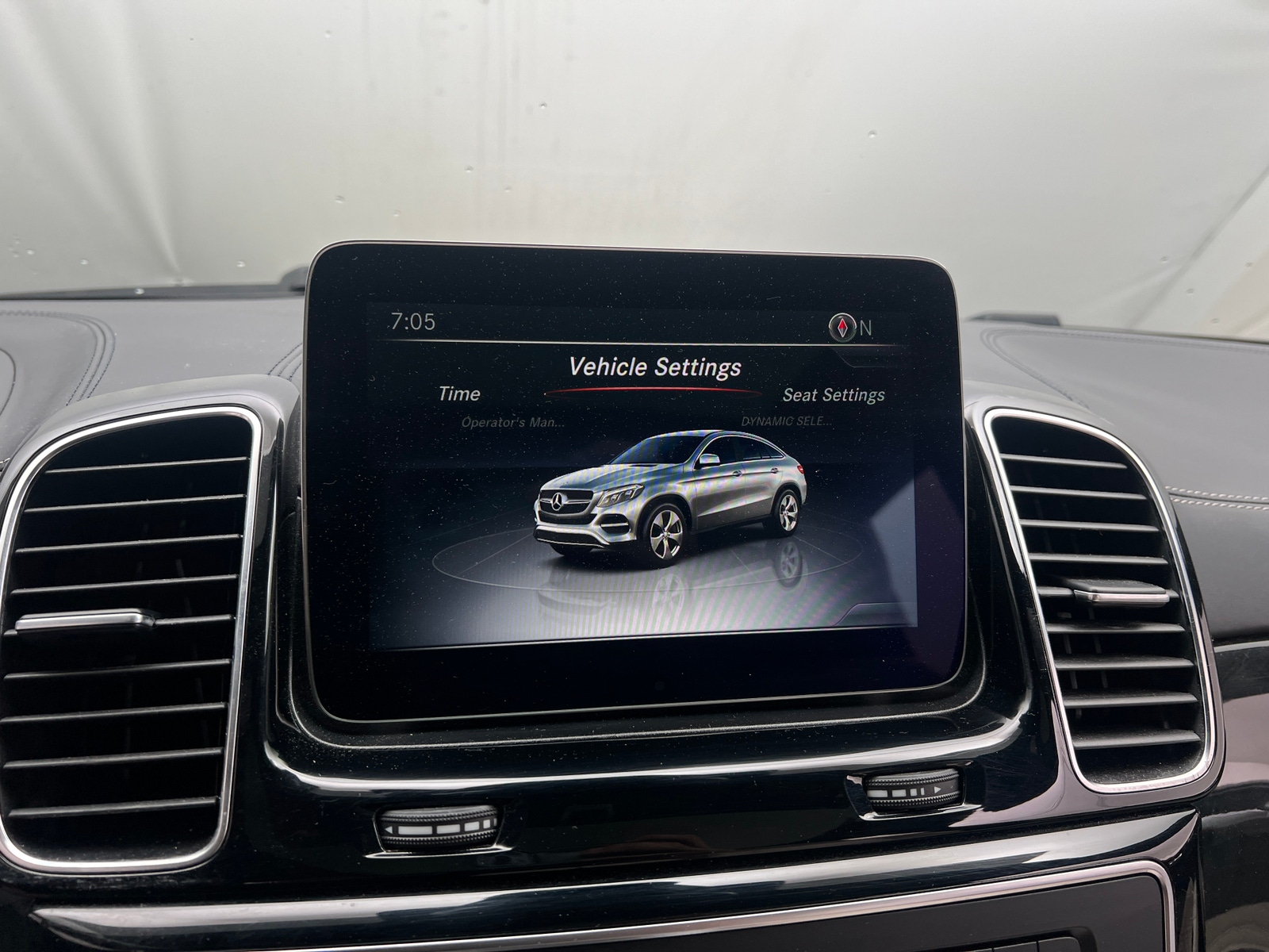 Thumbnail: 2017 Mercedes-Benz GLE - 3