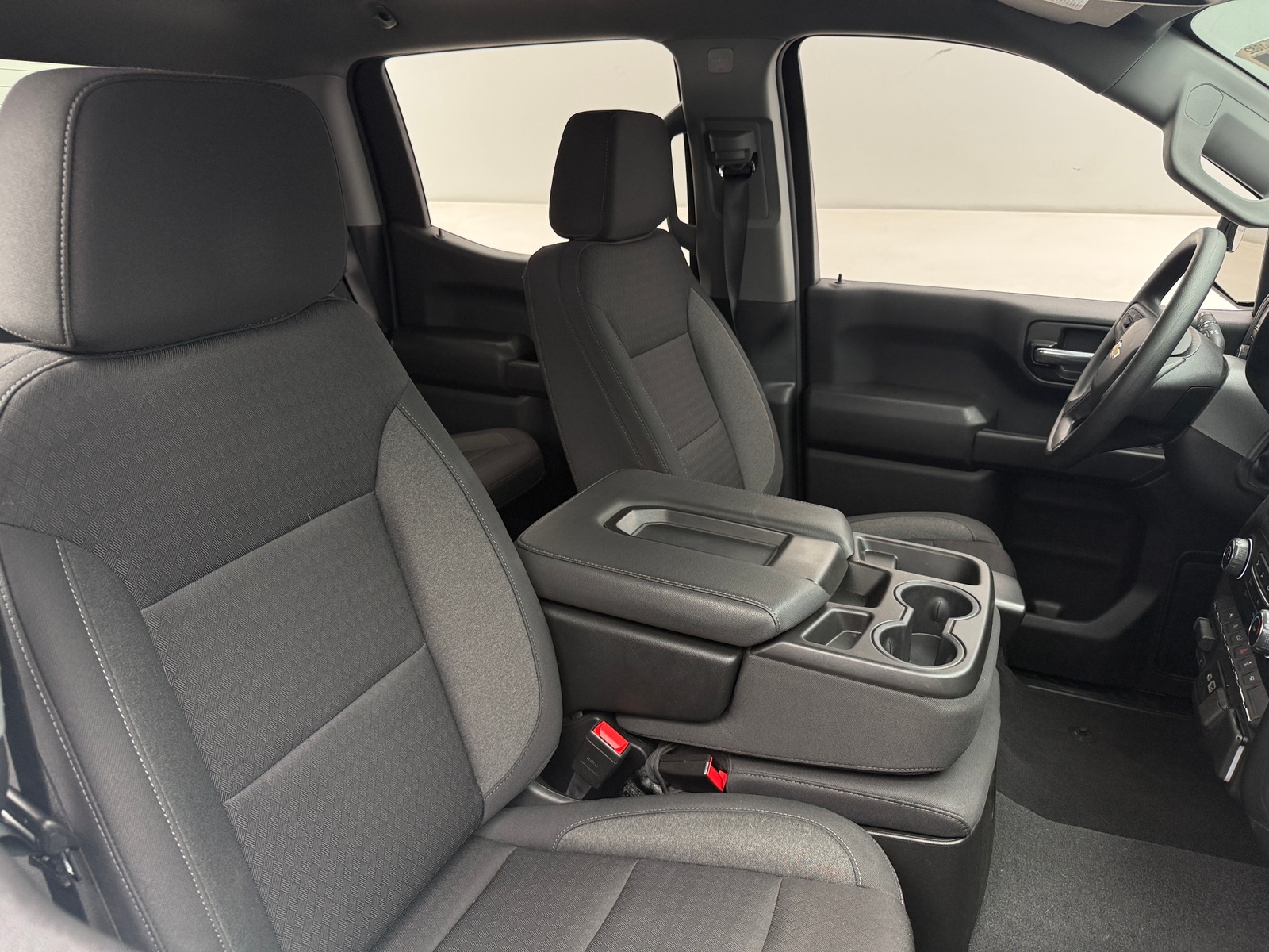Thumbnail: 2024 Chevrolet Silverado 1500 - 2