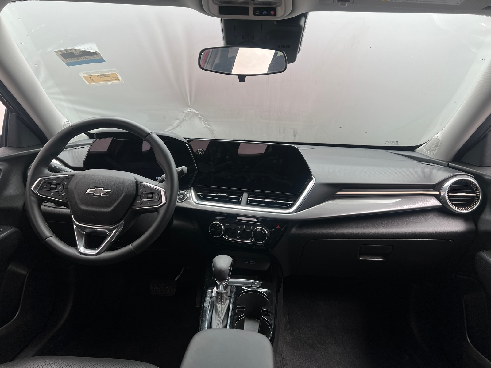 Thumbnail: 2024 Chevrolet Trax - 2