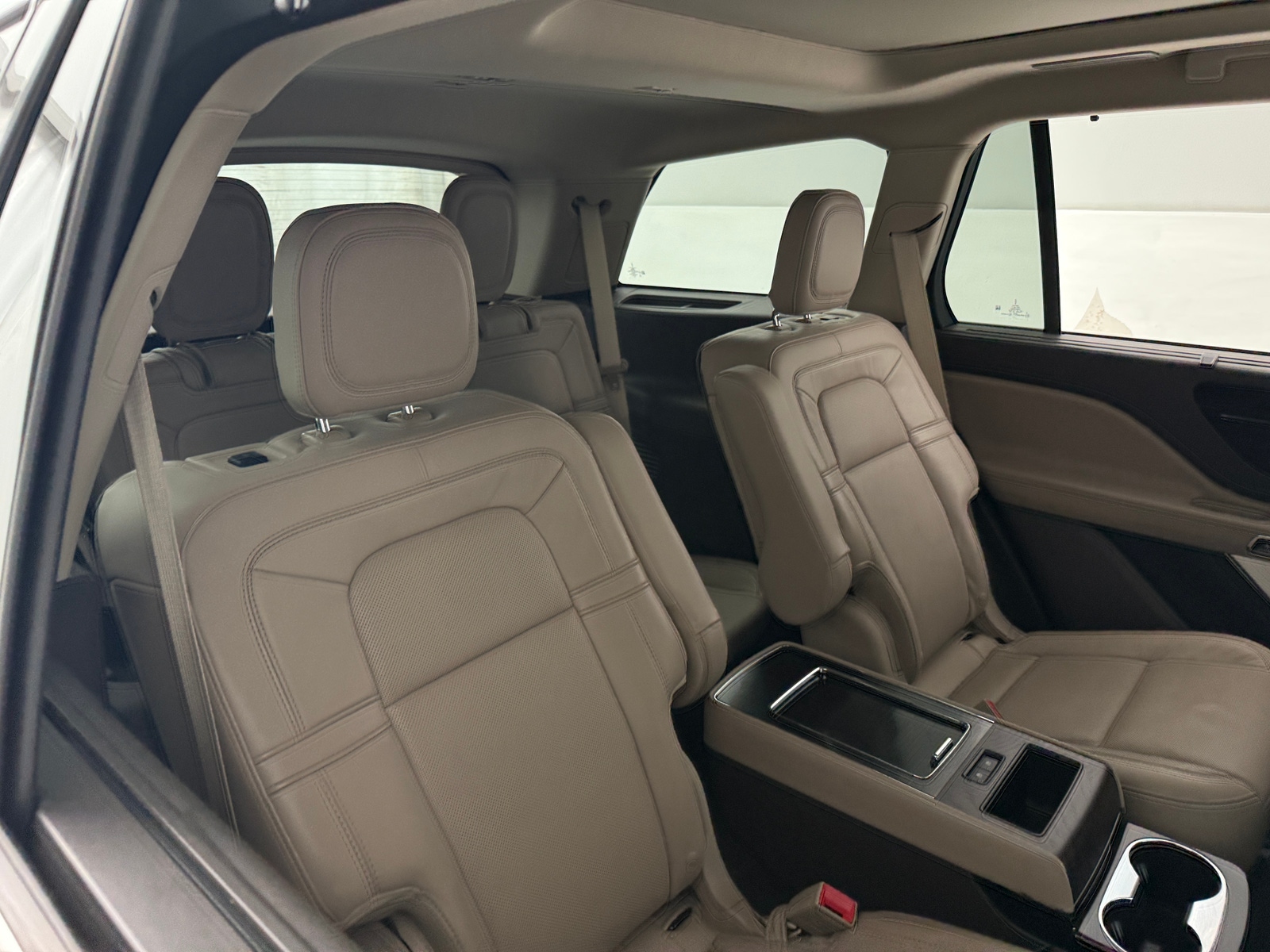 Thumbnail: 2021 Lincoln Aviator - 5