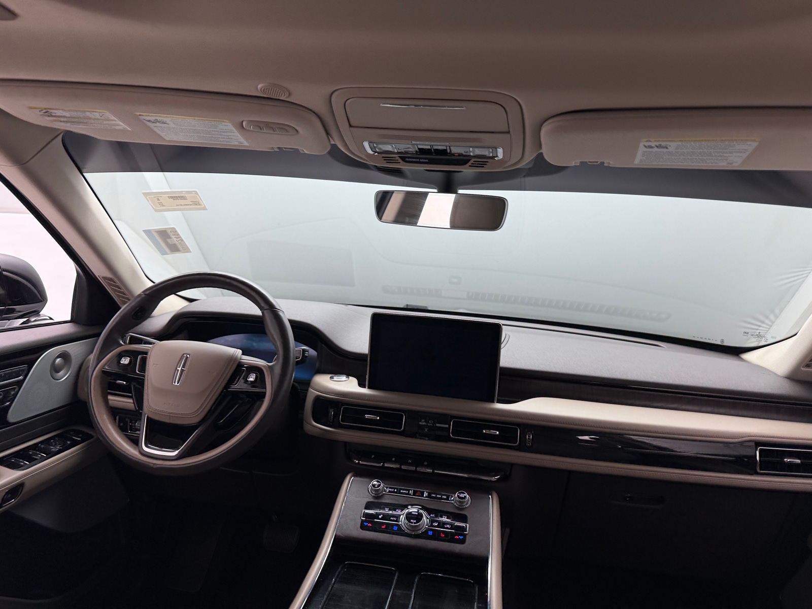 Thumbnail: 2021 Lincoln Aviator - 2