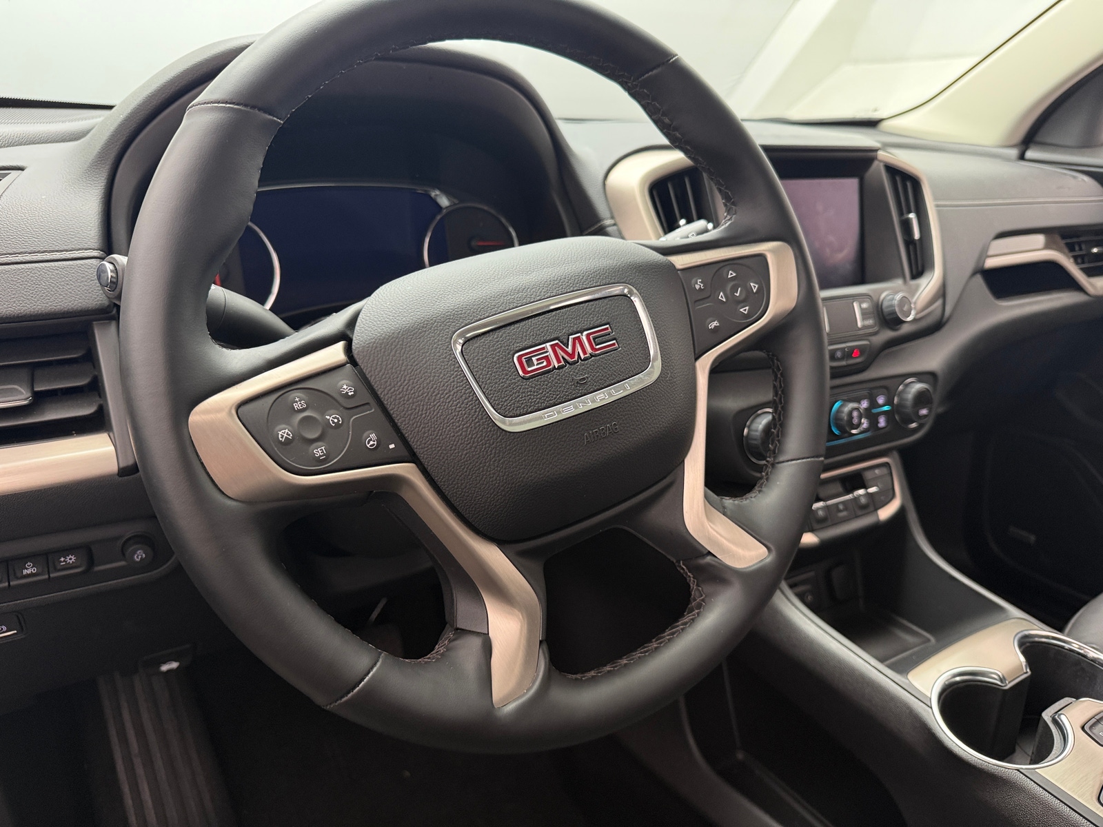 Thumbnail: 2024 GMC Terrain - 4