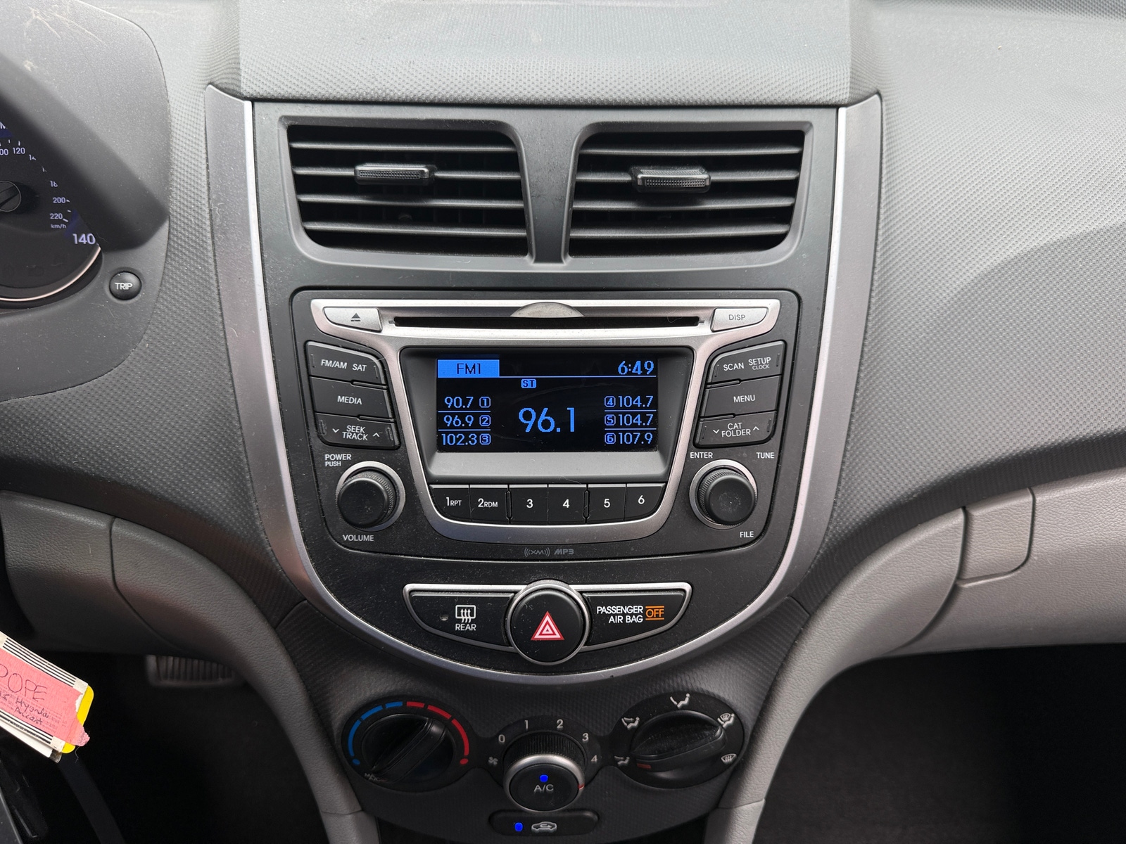 Thumbnail: 2015 Hyundai Accent - 4