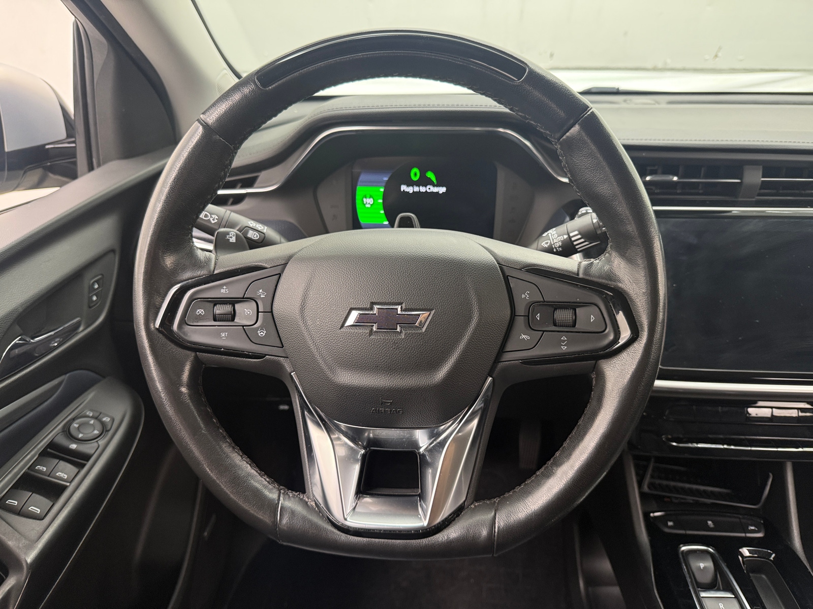Thumbnail: 2023 Chevrolet Bolt EUV - 4