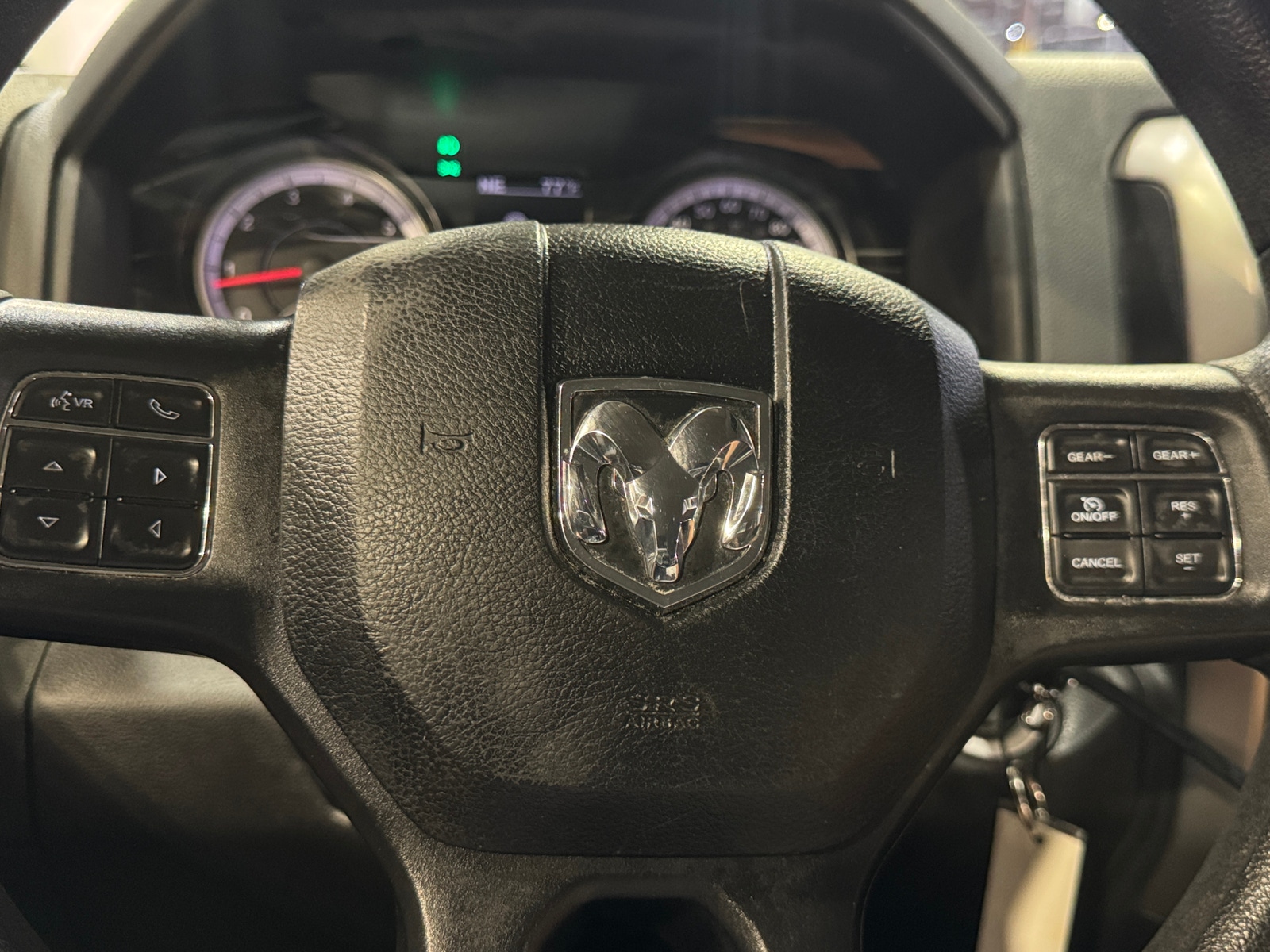 Thumbnail: 2019 RAM 1500 Classic - 5