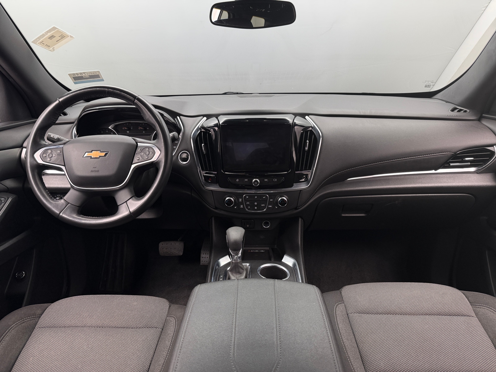 Thumbnail: 2022 Chevrolet Traverse - 3