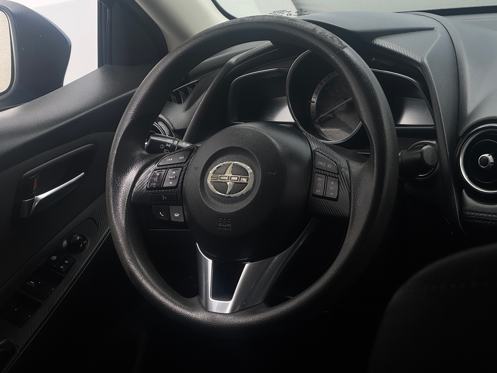 Thumbnail: 2016 Scion iA - 5
