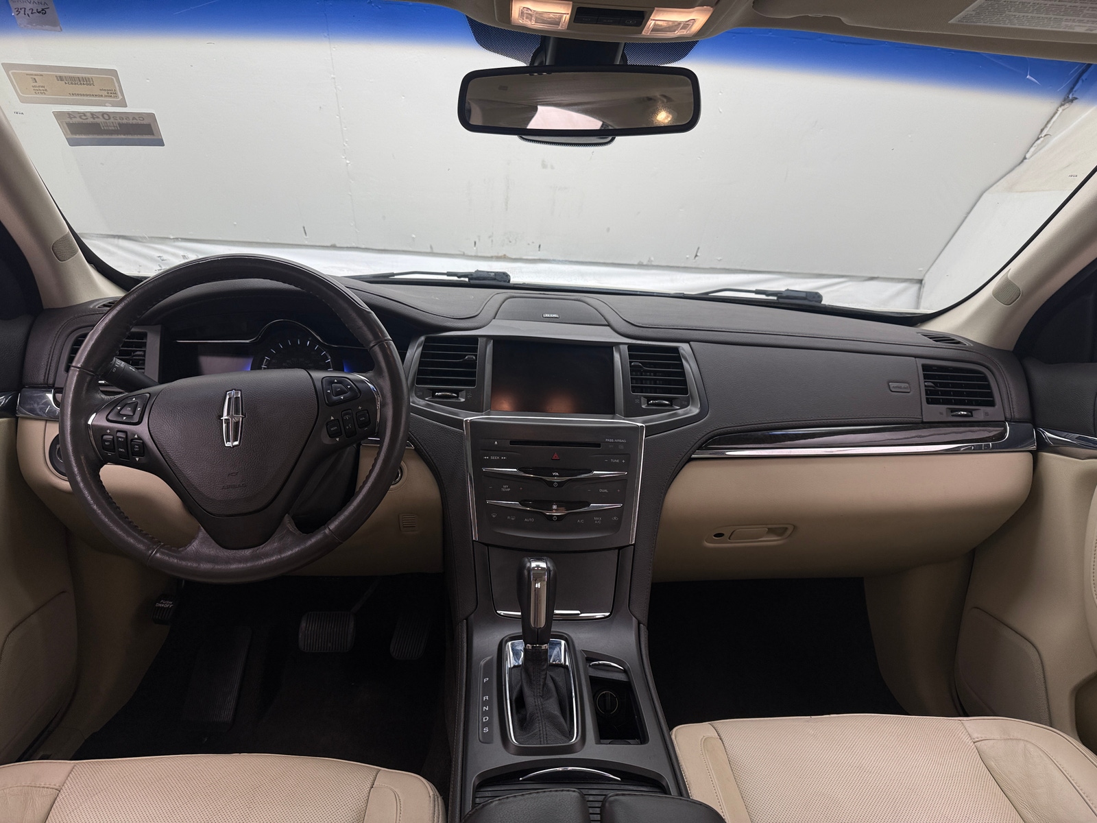 Thumbnail: 2013 Lincoln MKS - 2