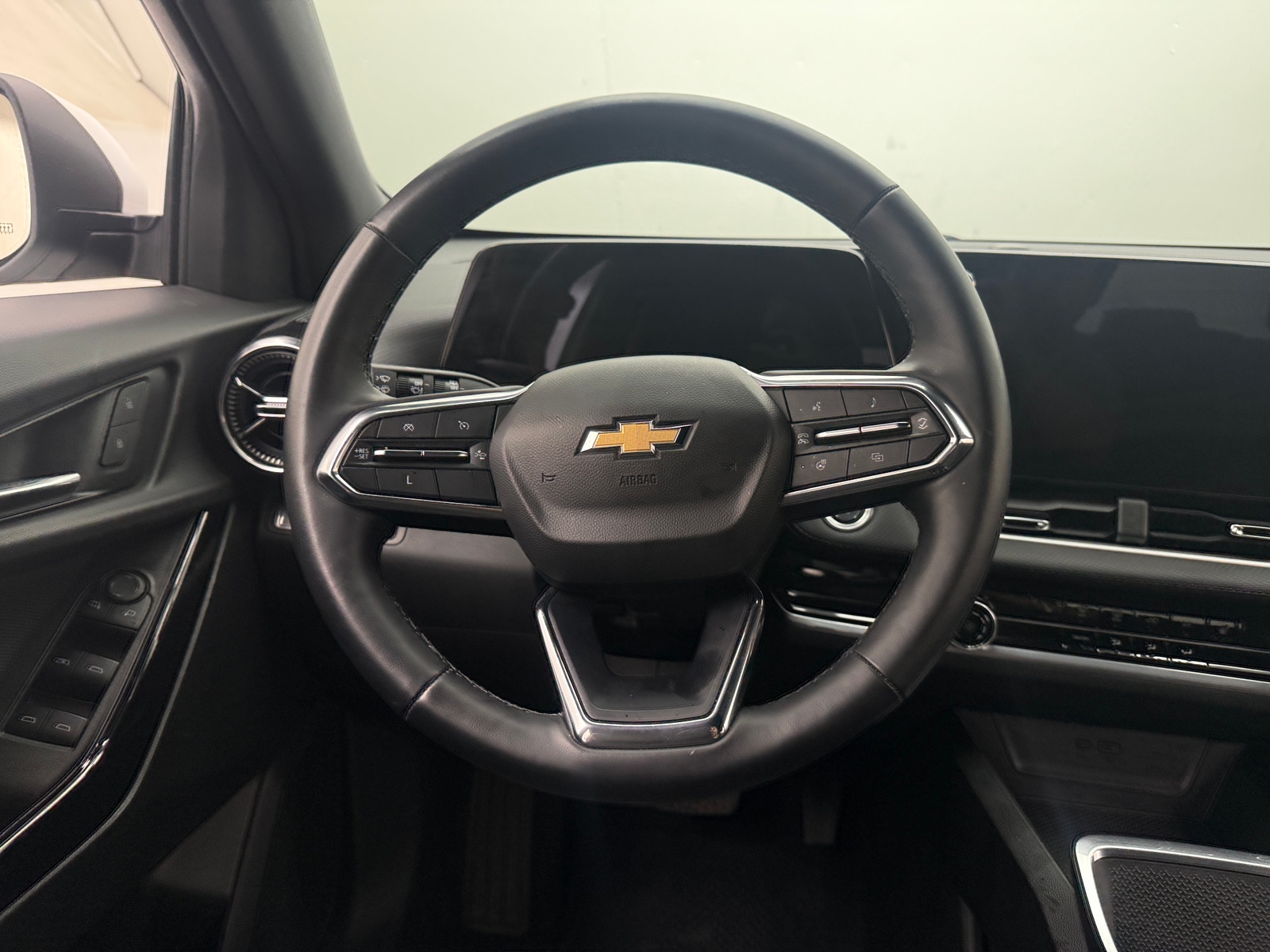 Thumbnail: 2025 Chevrolet Equinox - 5