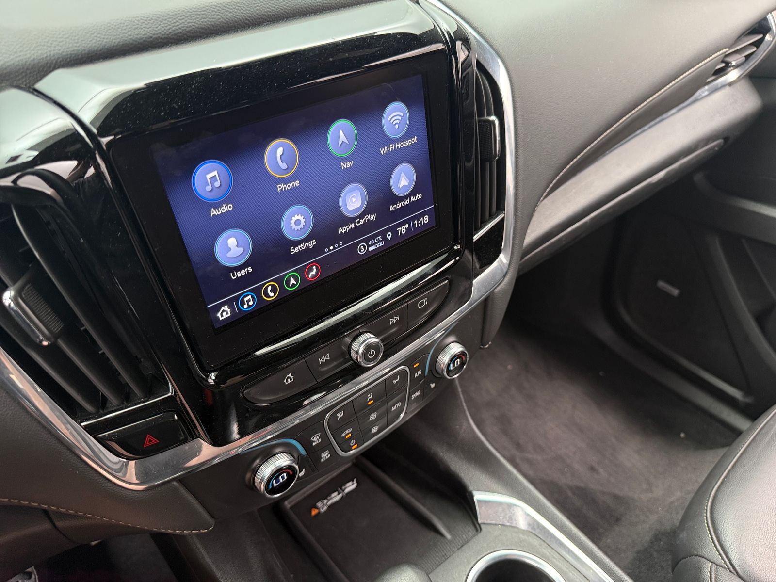 Thumbnail: 2023 Chevrolet Traverse - 3