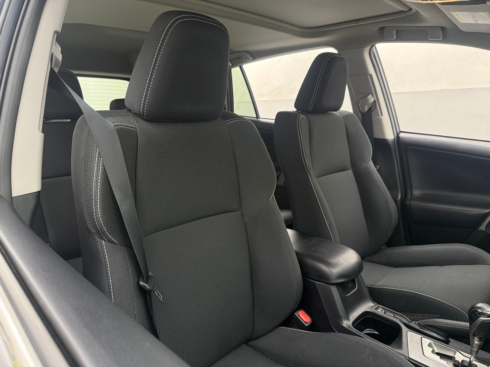 Thumbnail: 2018 Toyota RAV4 - 2
