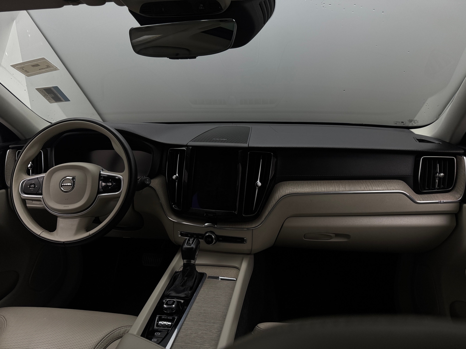 Thumbnail: 2021 Volvo XC60 - 2