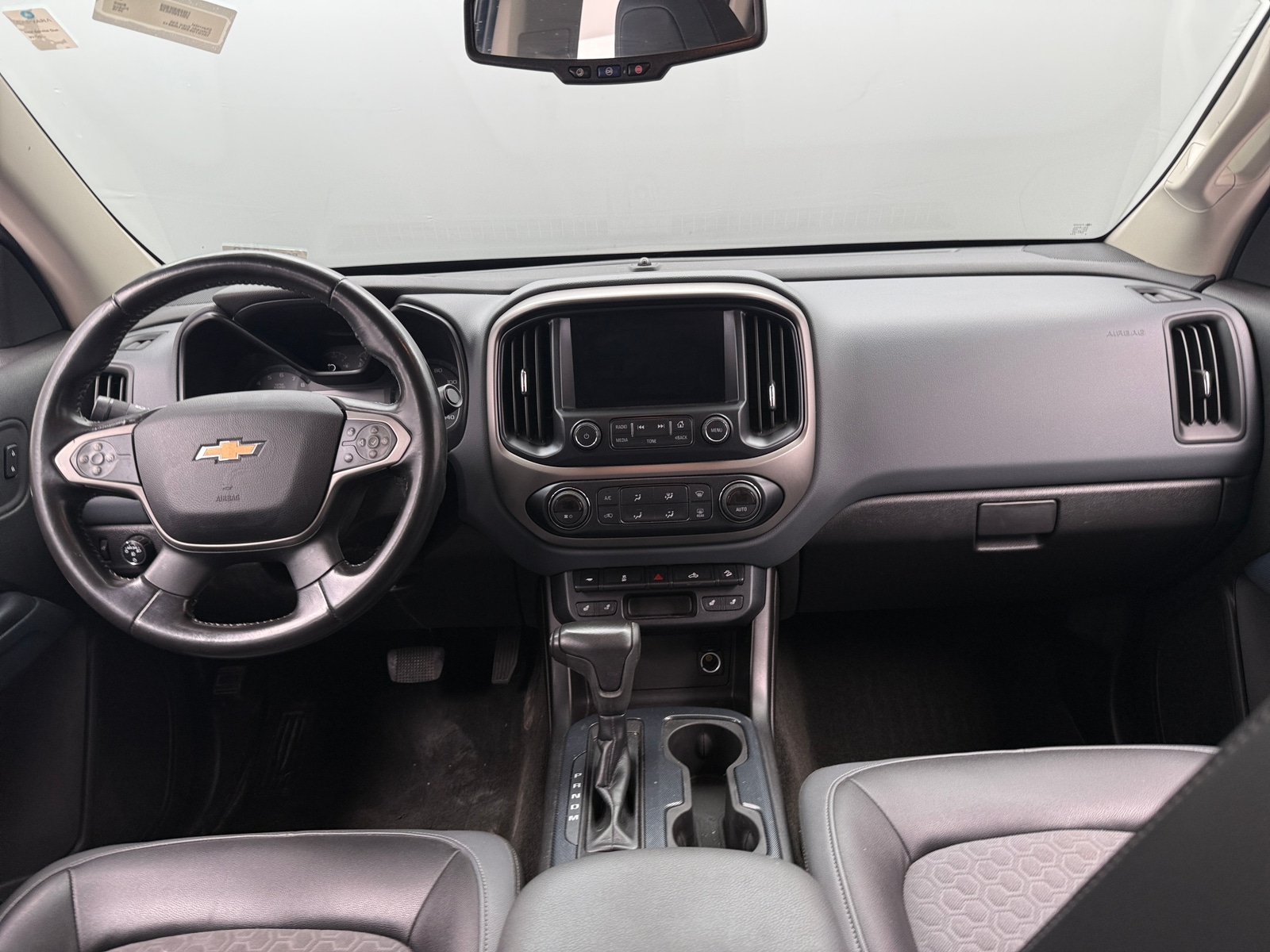 Thumbnail: 2016 Chevrolet Colorado - 3
