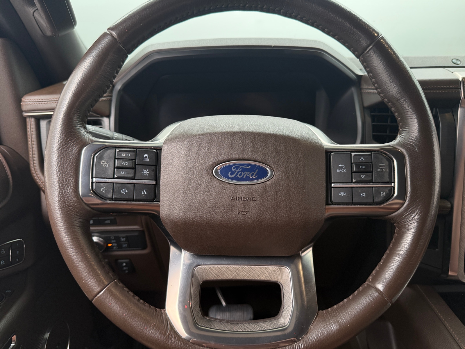 Thumbnail: 2022 Ford Expedition MAX - 4