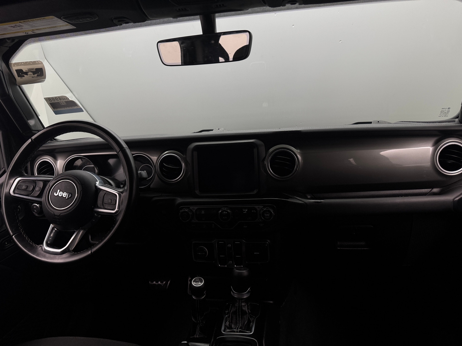 Thumbnail: 2022 Jeep Gladiator - 3