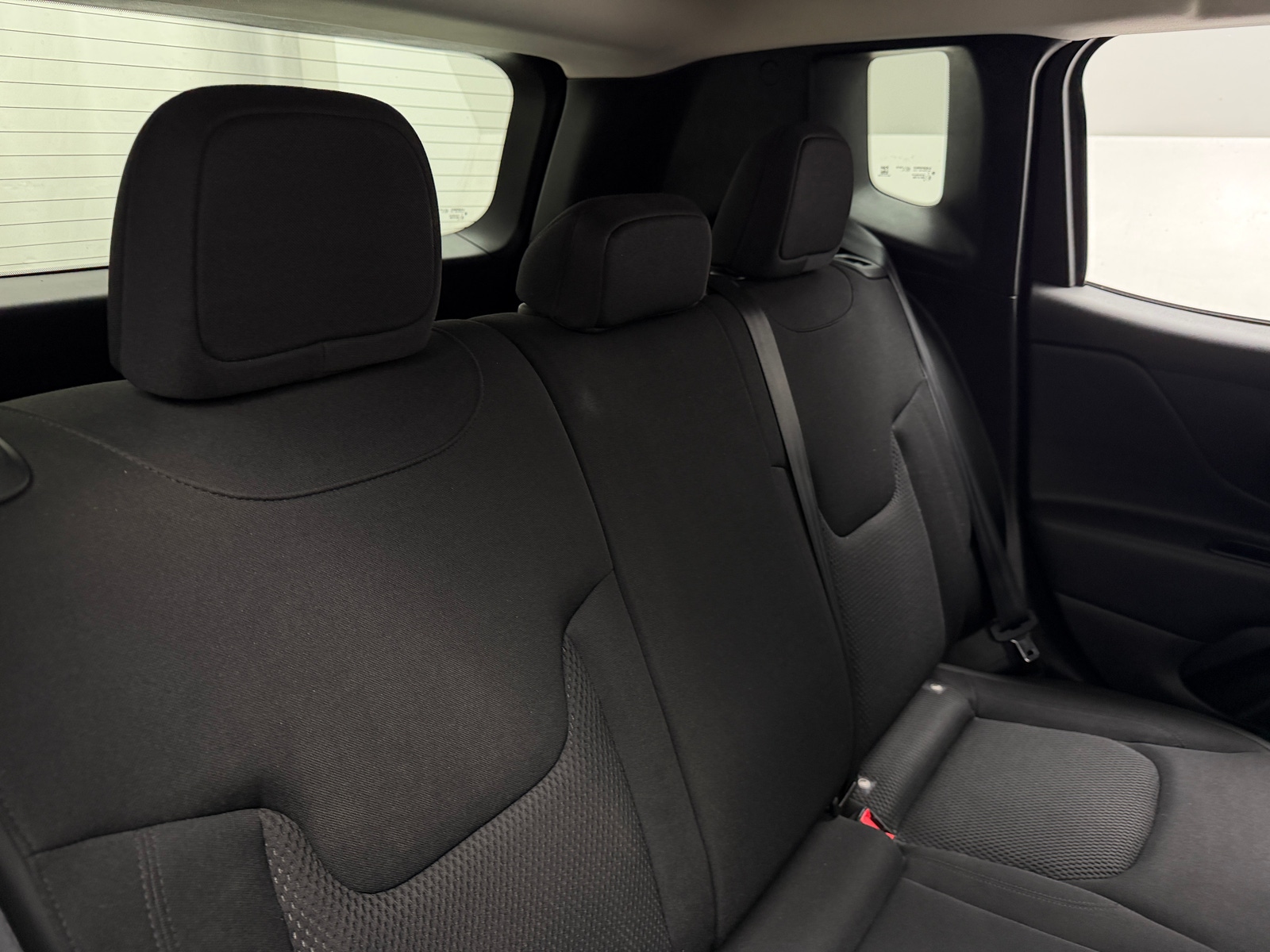 Thumbnail: 2020 Jeep Renegade - 6