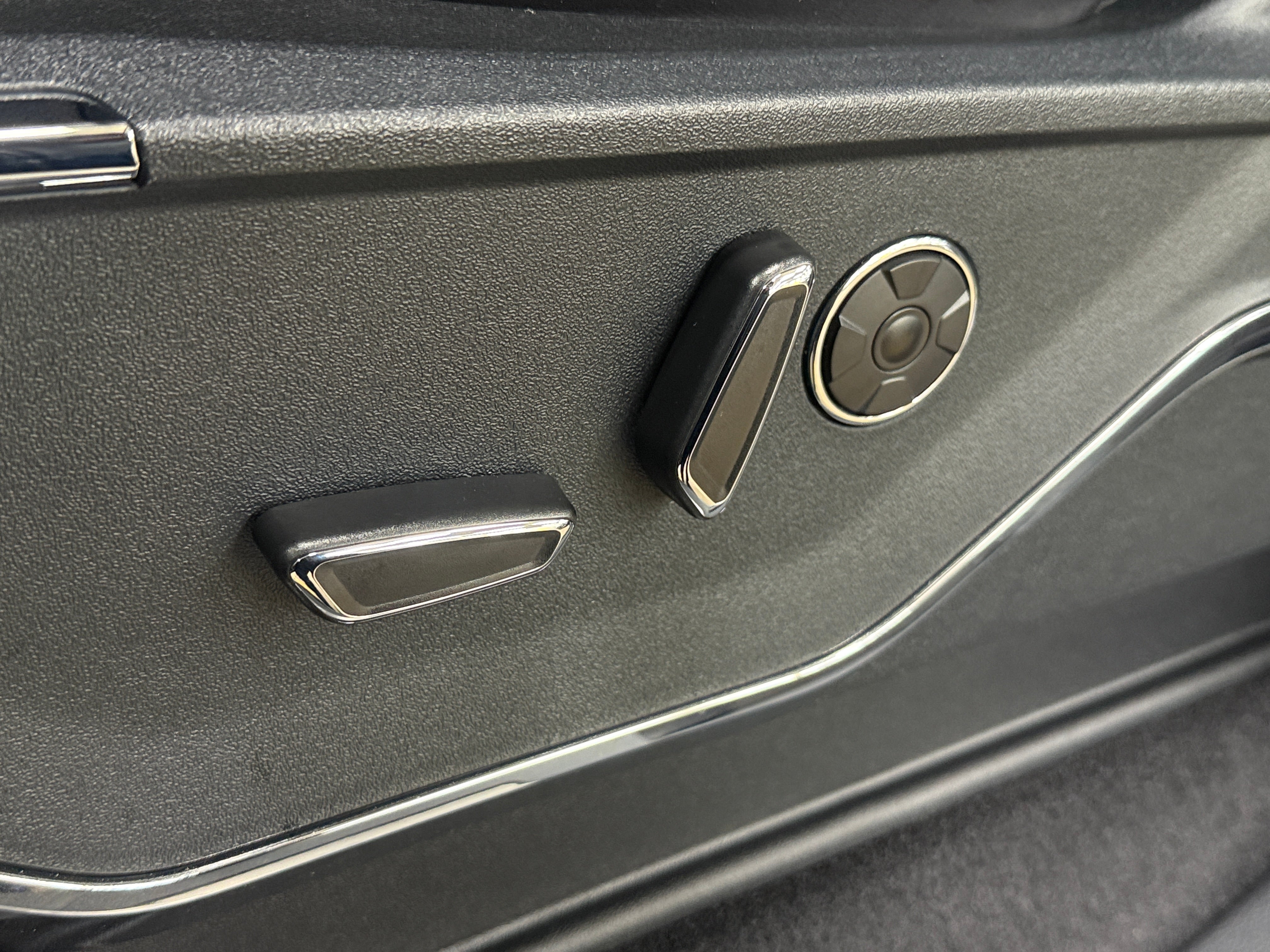 2026 Ford F-150 Platinum - Photo 11