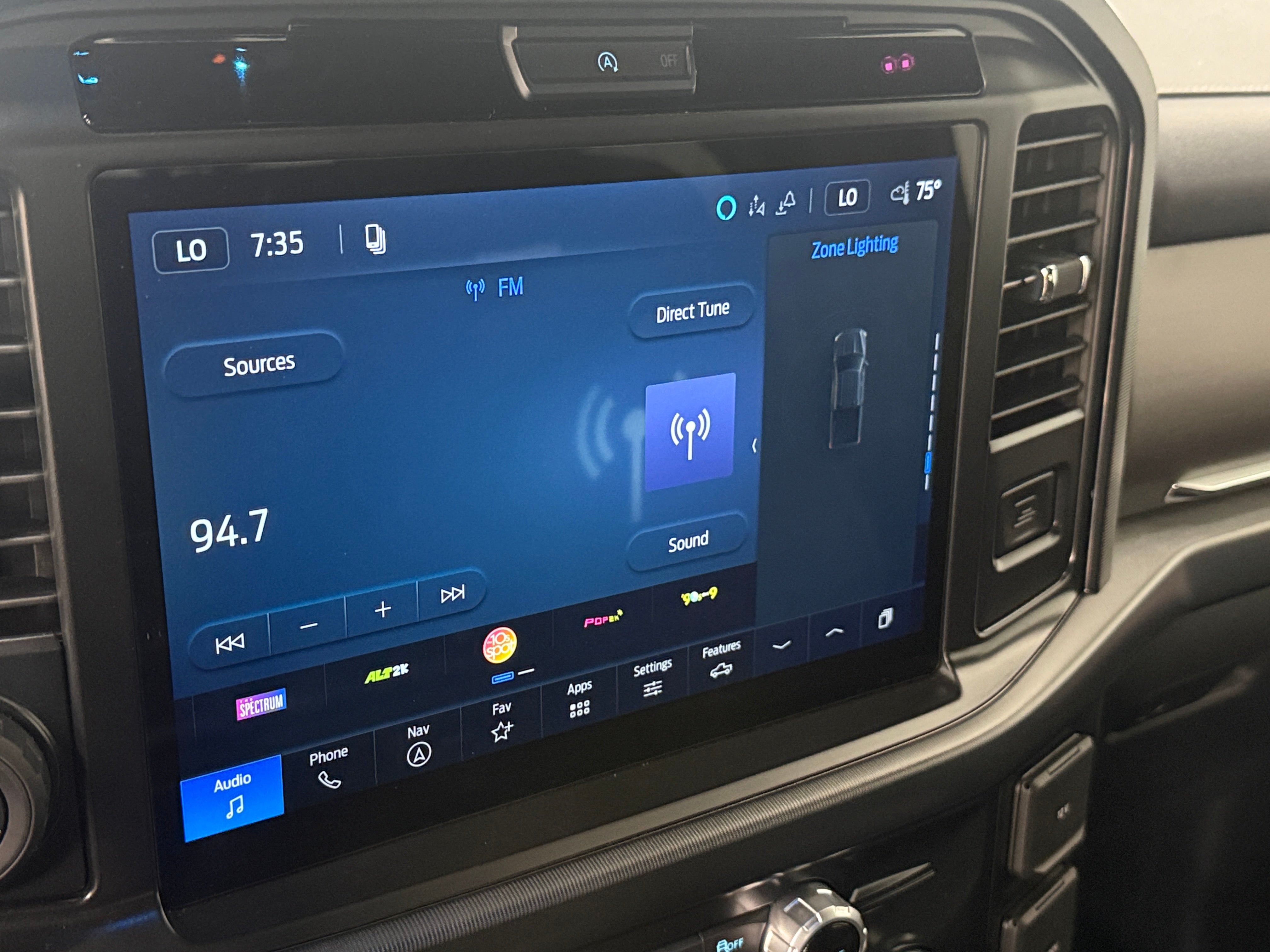 2026 Ford F-150 Platinum - Photo 16