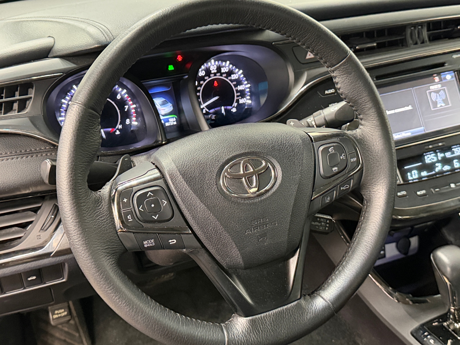 Thumbnail: 2018 Toyota Avalon - 4