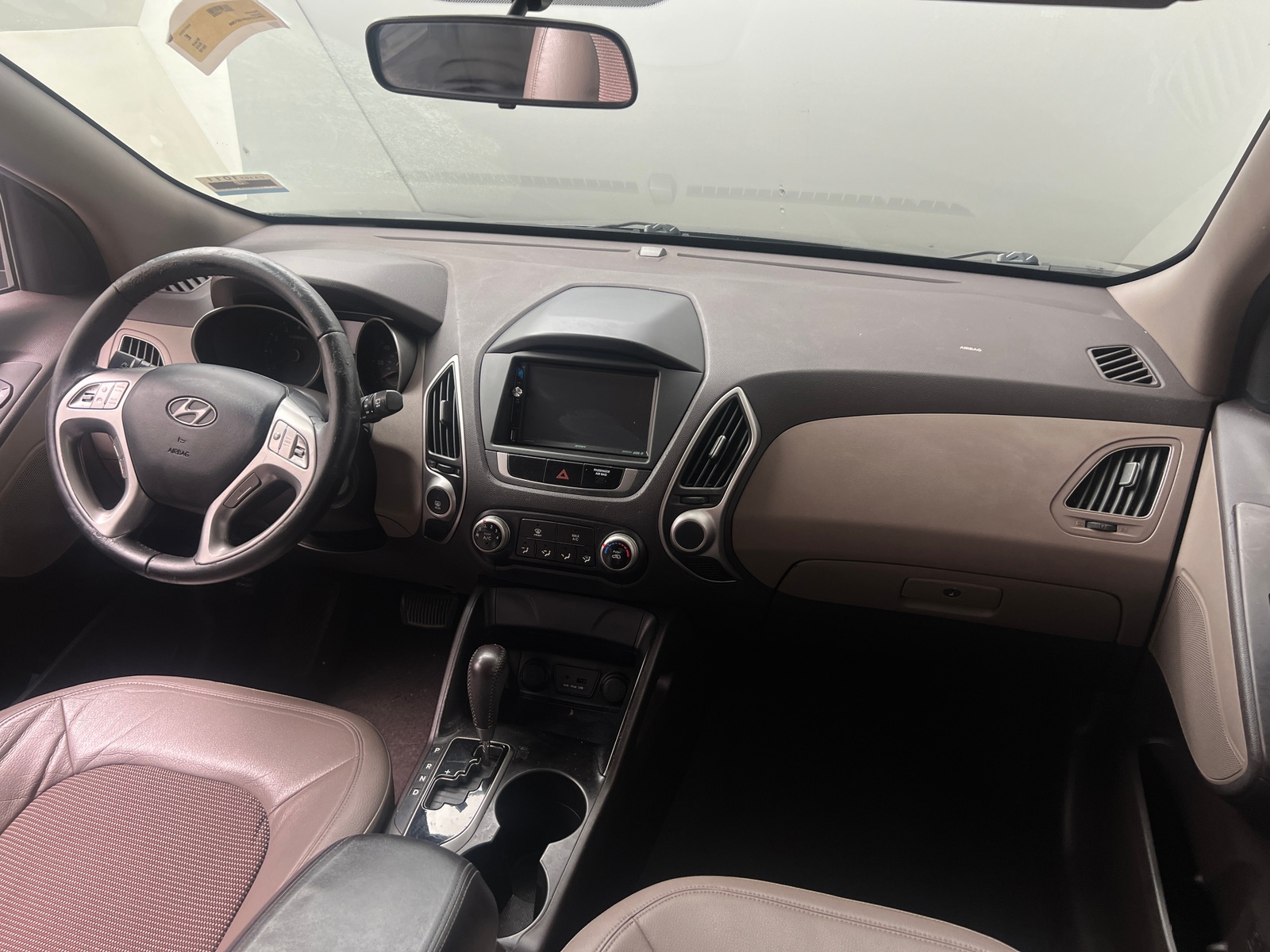 Thumbnail: 2010 Hyundai Tucson - 3