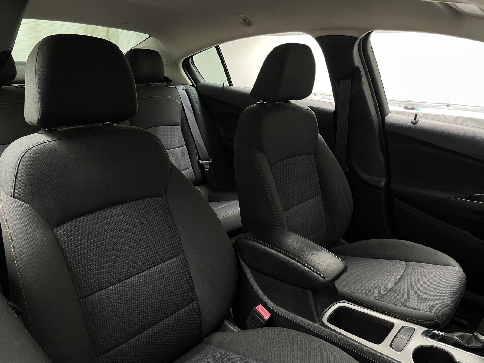 Thumbnail: 2017 Chevrolet Cruze - 2