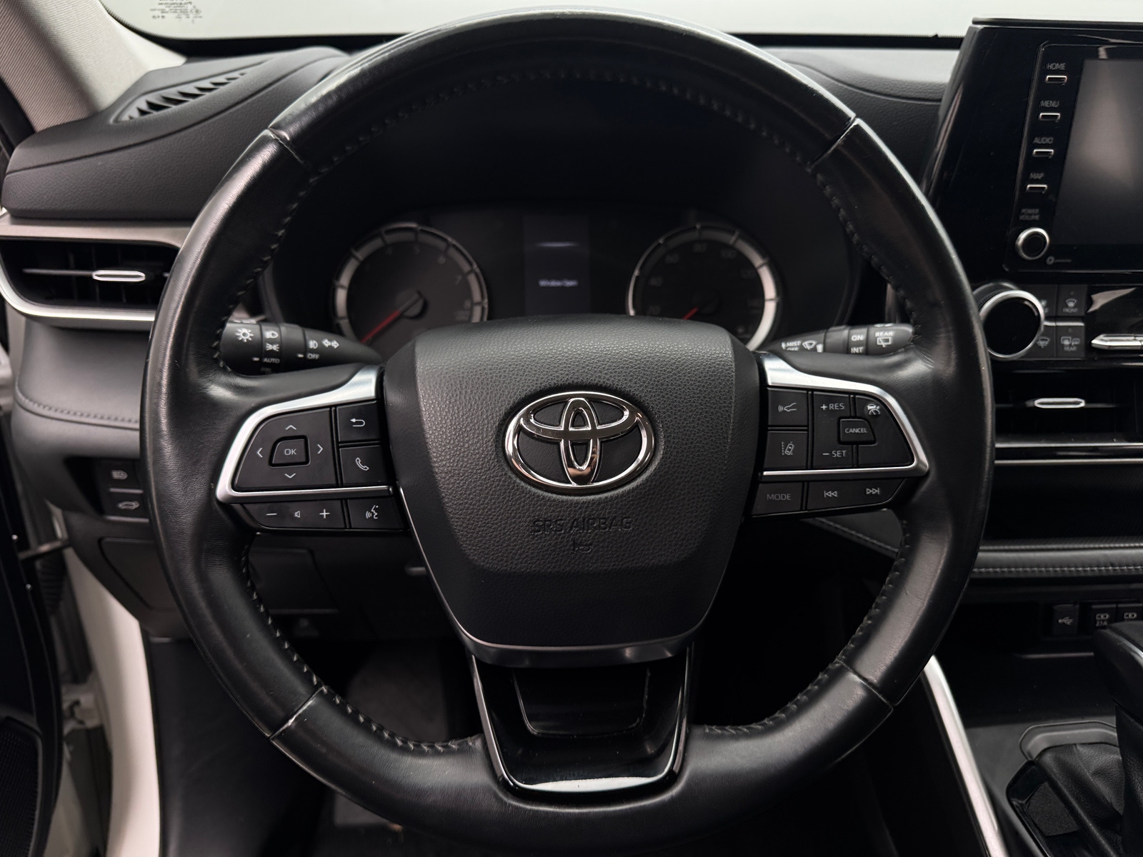 Thumbnail: 2021 Toyota Highlander - 5