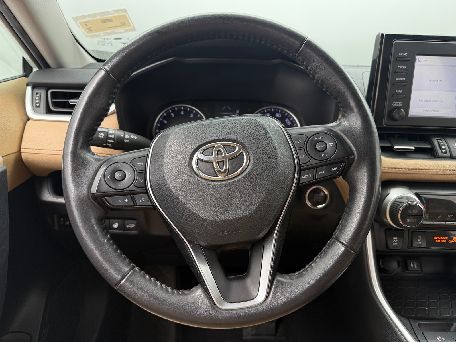 Thumbnail: 2019 Toyota RAV4 - 4
