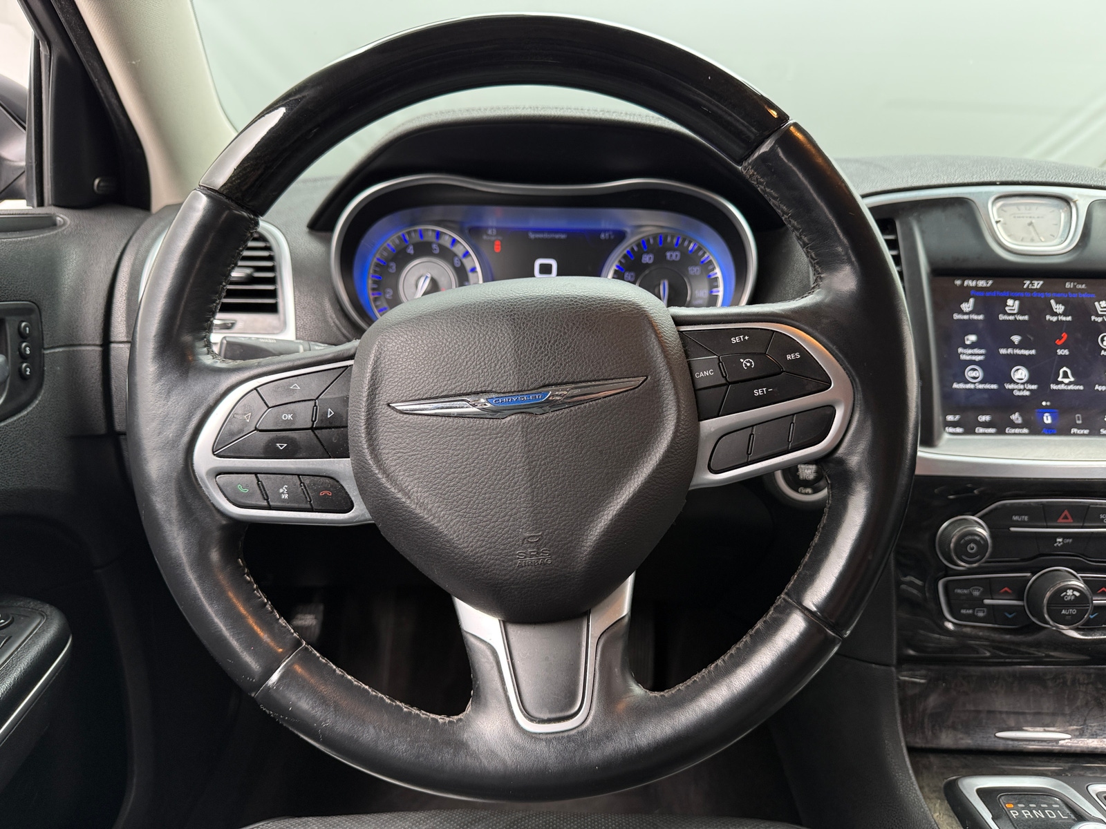 Thumbnail: 2018 Chrysler 300 - 4