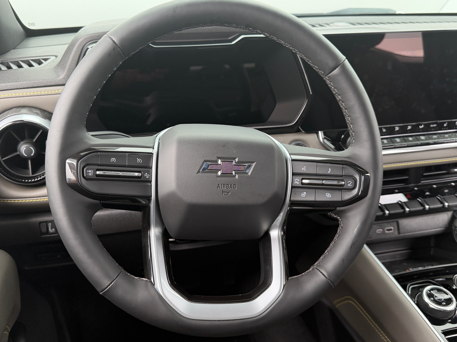 Thumbnail: 2025 Chevrolet Colorado - 4