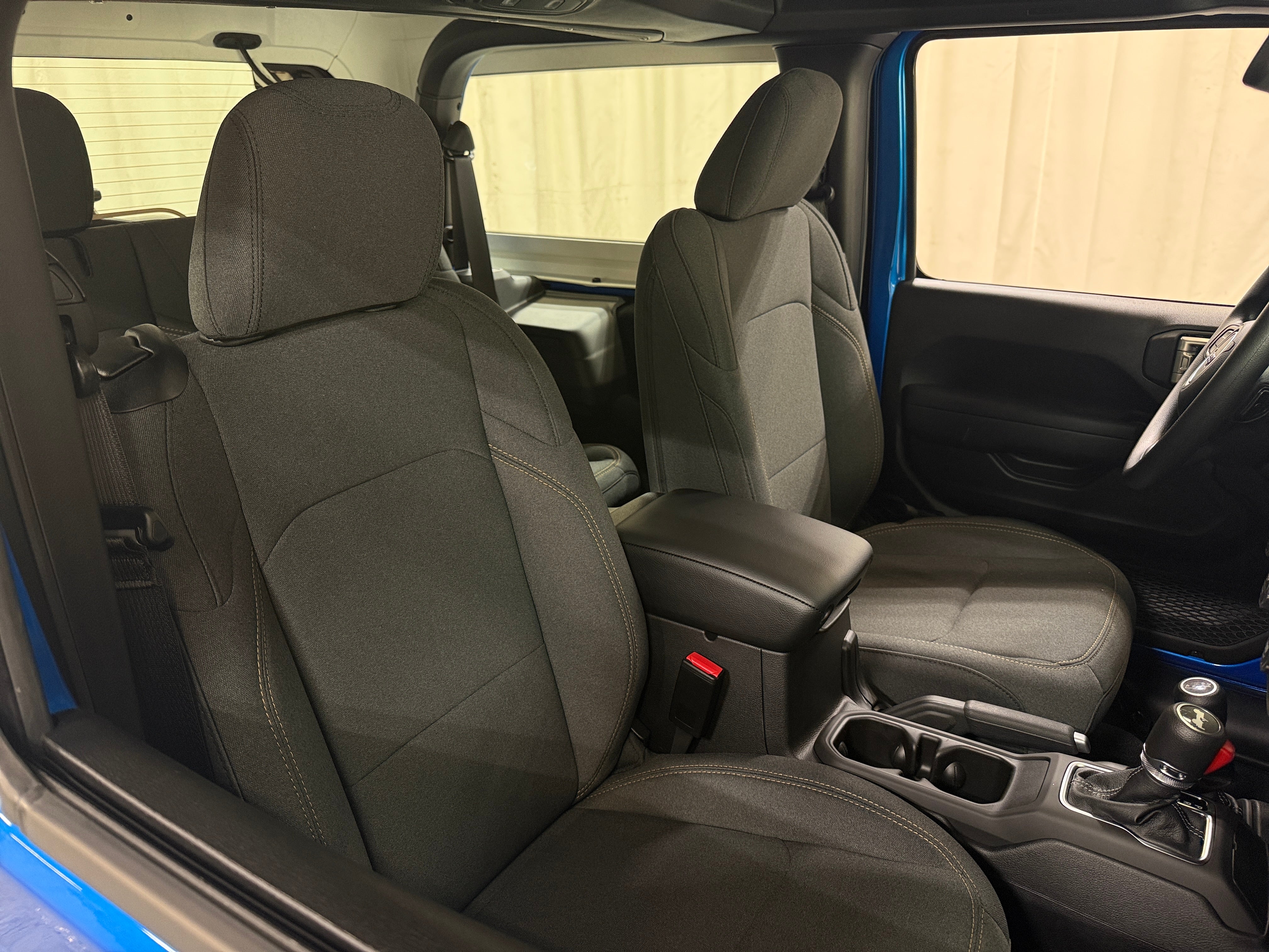 2026 Jeep Wrangler Sport's photo