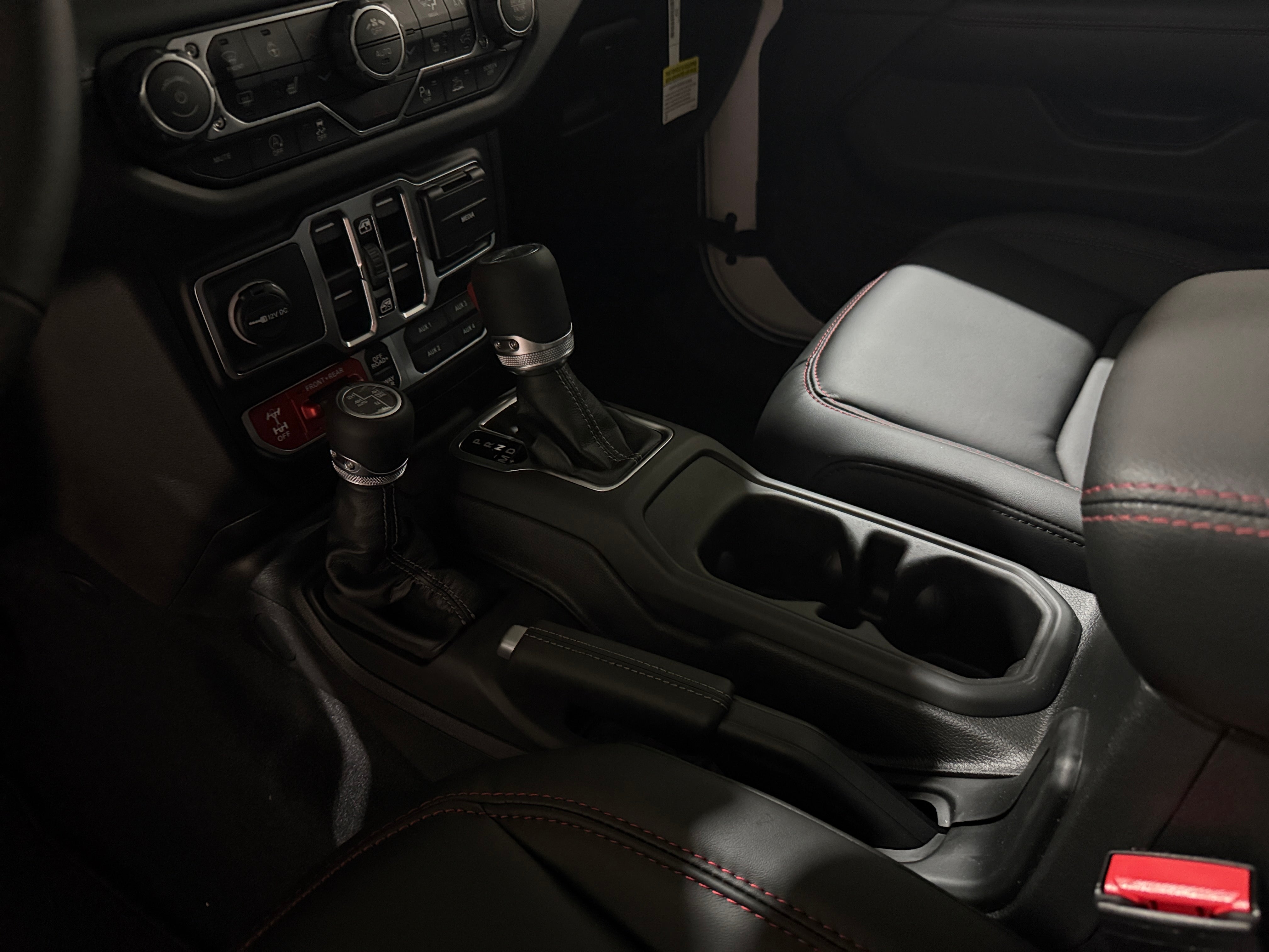 2026 Jeep Gladiator Rubicon X Auto's photo