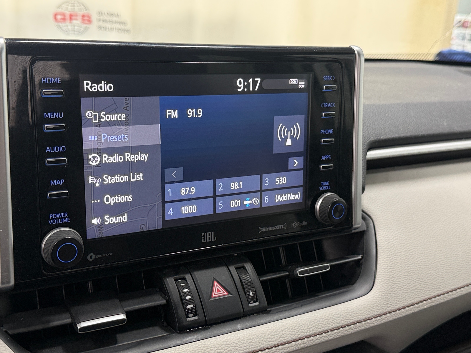 Thumbnail: 2019 Toyota RAV4 - 3
