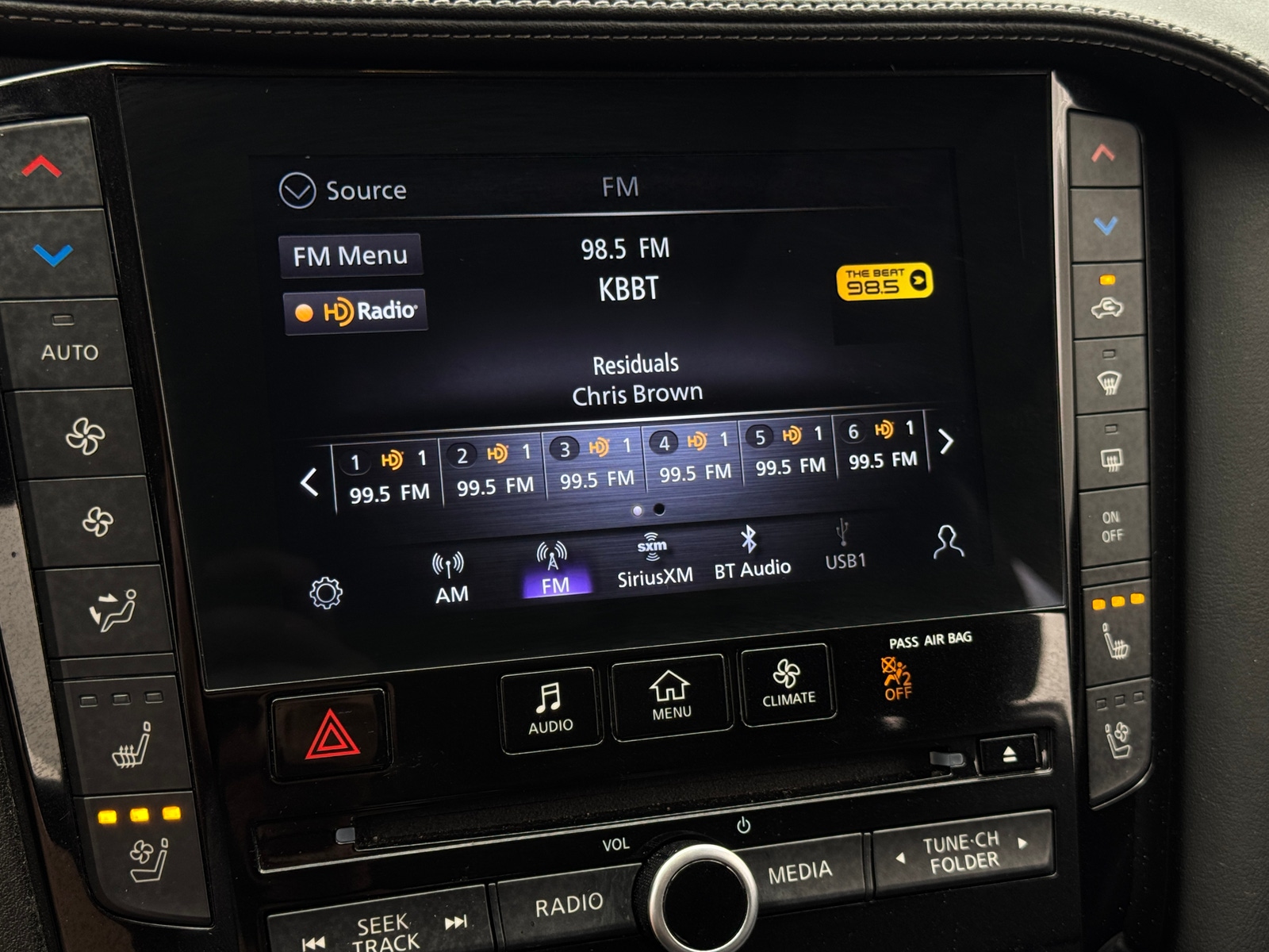 Thumbnail: 2021 INFINITI QX50 - 3