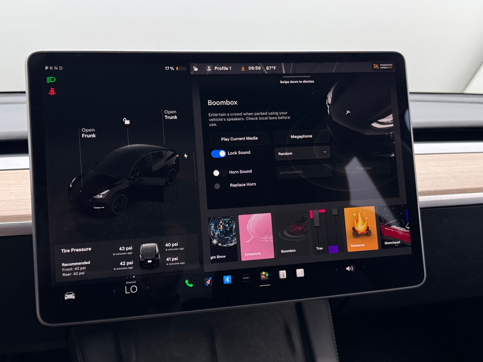 Thumbnail: 2023 Tesla Model Y - 3