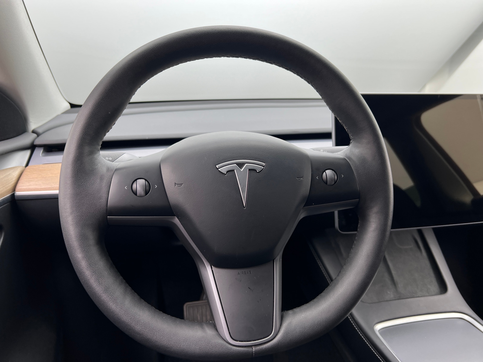 Thumbnail: 2022 Tesla Model Y - 4
