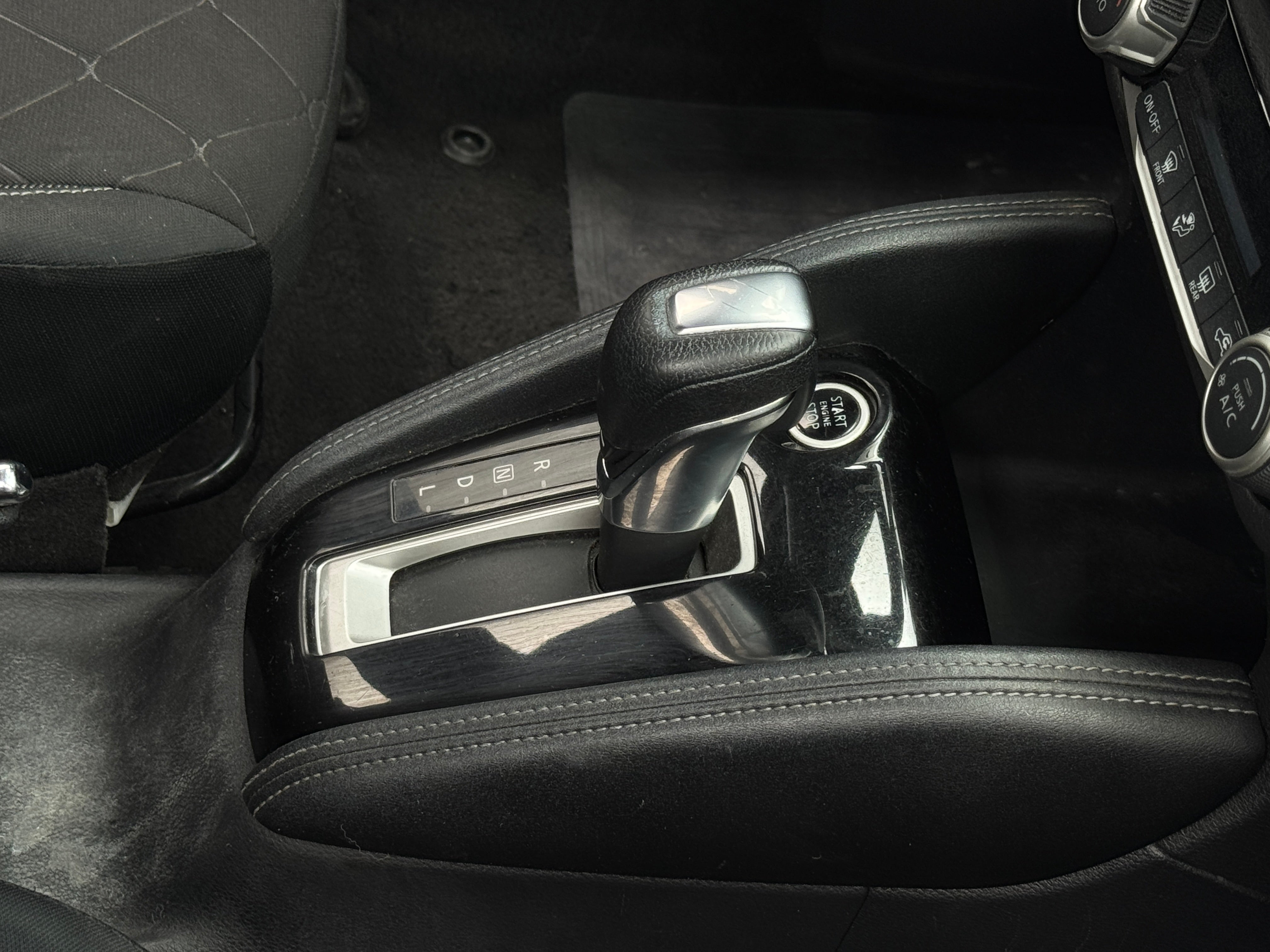 2019 Nissan Kicks SV - Photo 5
