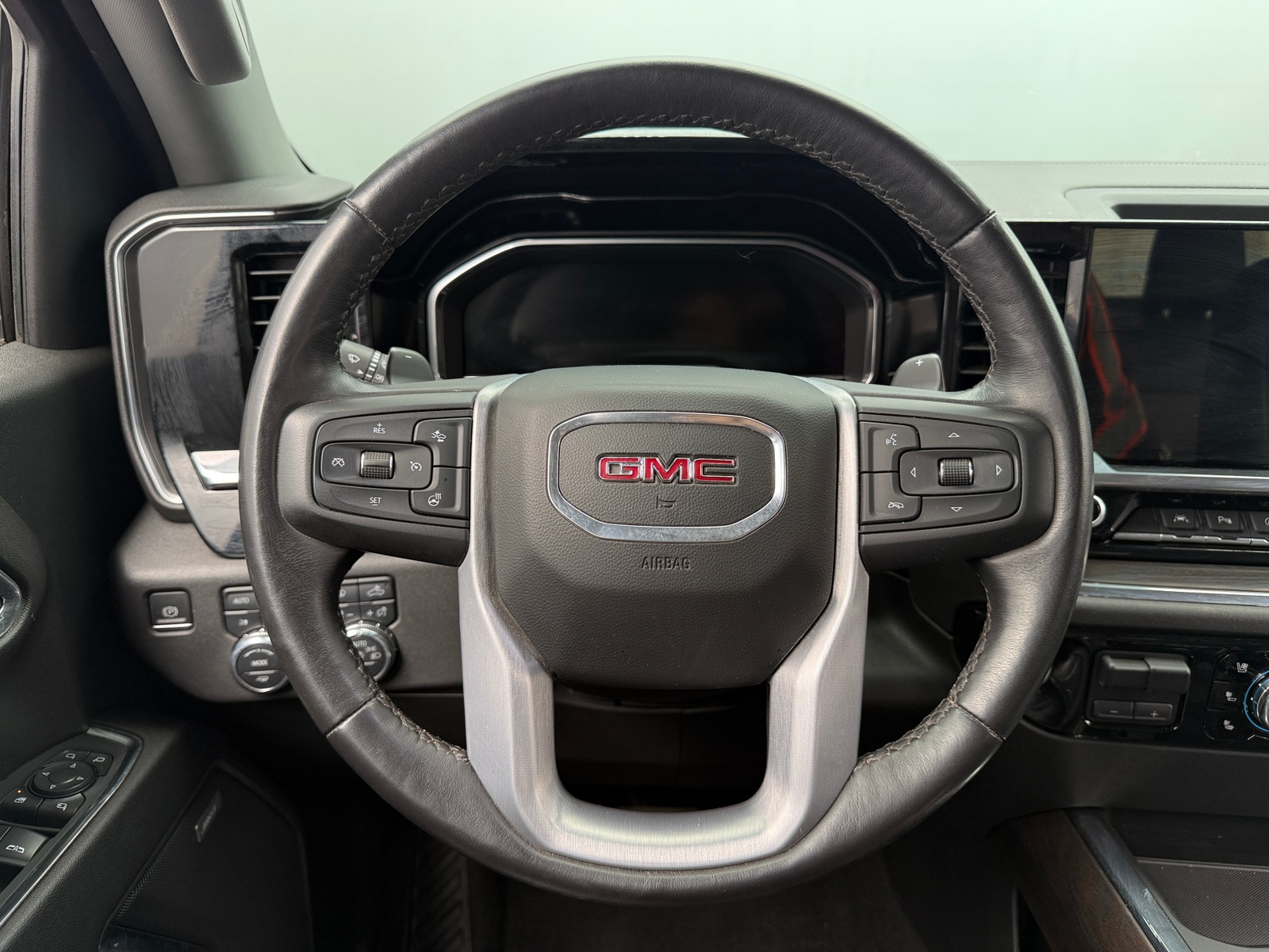 Thumbnail: 2023 GMC Sierra 1500 - 4