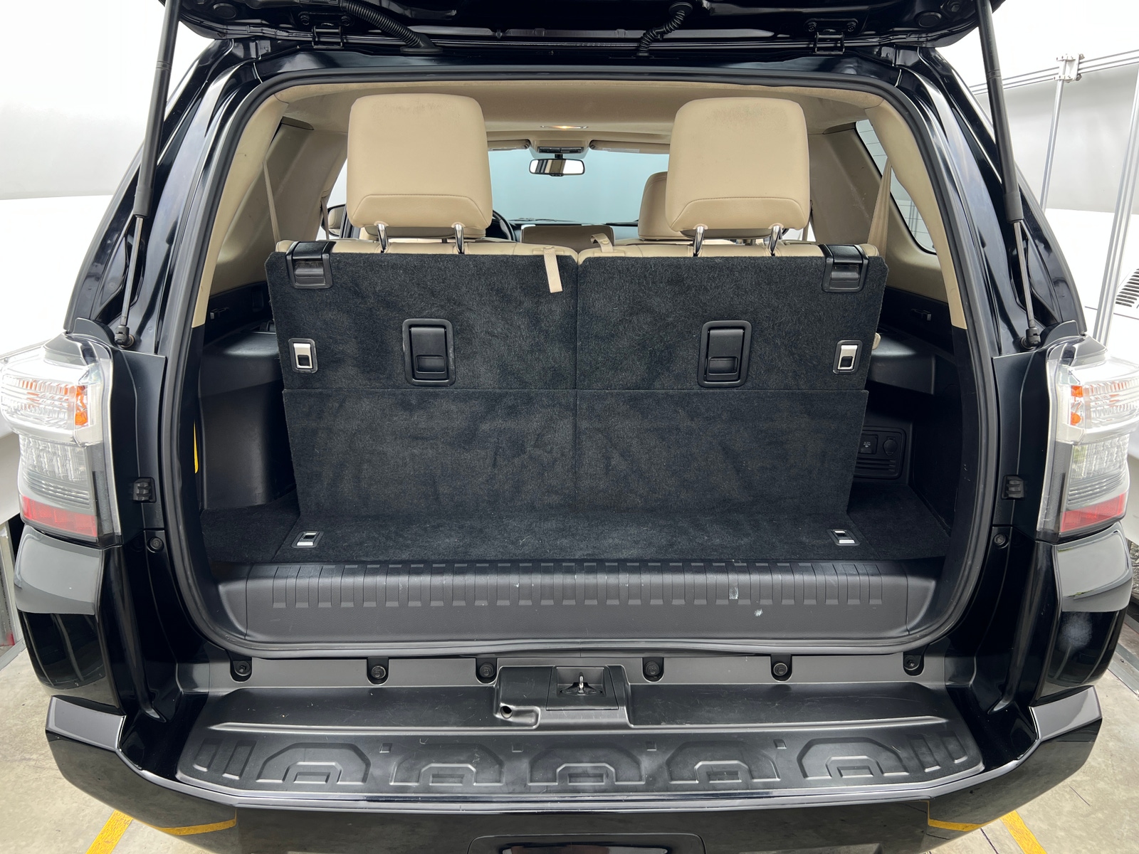 Thumbnail: 2019 Toyota 4Runner - 6
