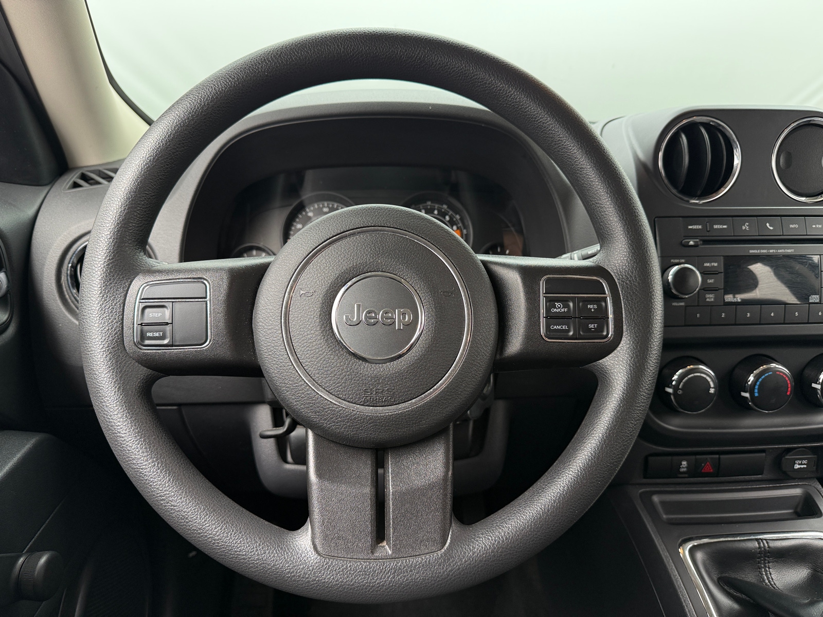 Thumbnail: 2016 Jeep Patriot - 5