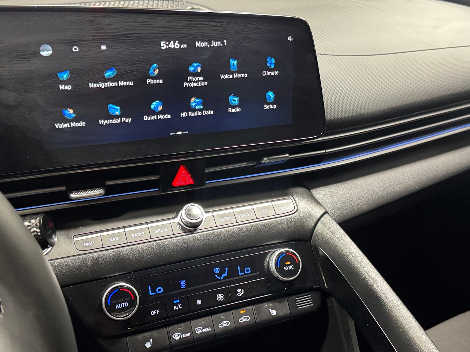 Thumbnail: 2025 Hyundai Elantra - 4