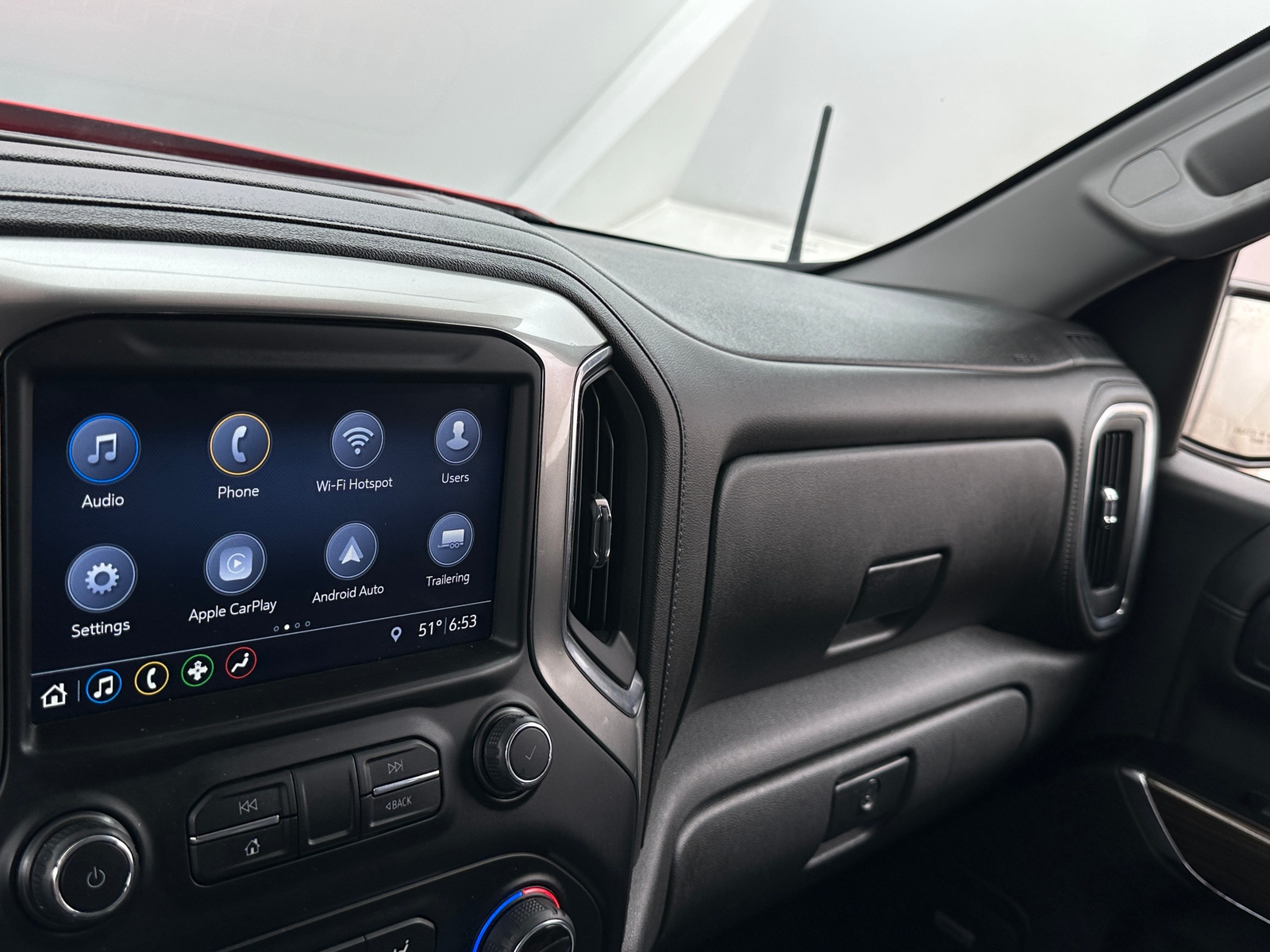 Thumbnail: 2019 Chevrolet Silverado 1500 - 4