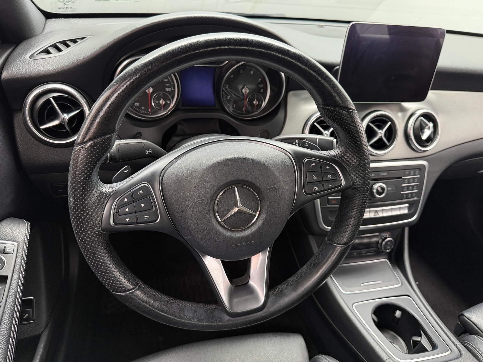 Thumbnail: 2019 Mercedes-Benz CLA - 4