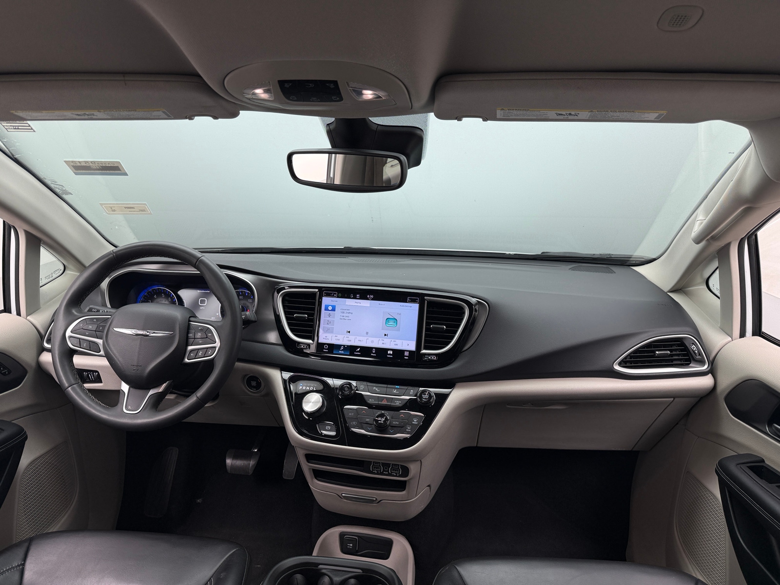 Thumbnail: 2023 Chrysler Pacifica - 2