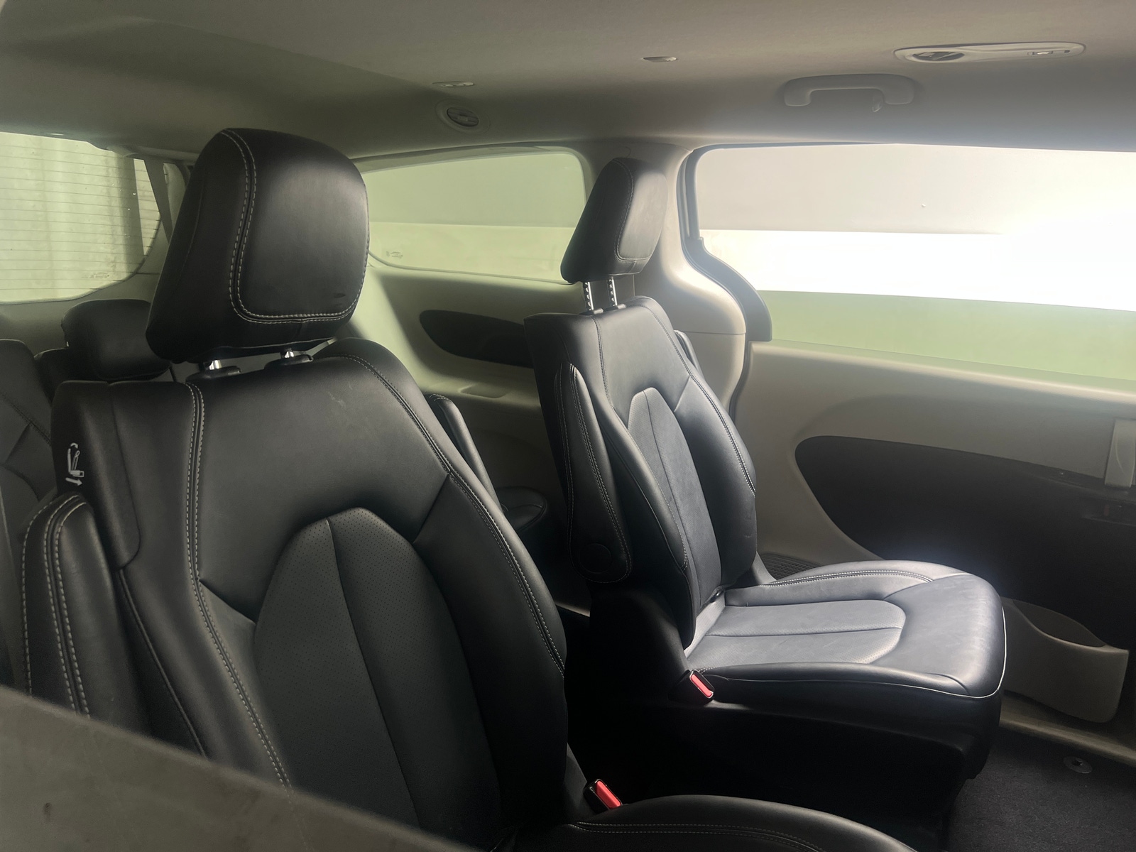Thumbnail: 2024 Chrysler Pacifica - 5