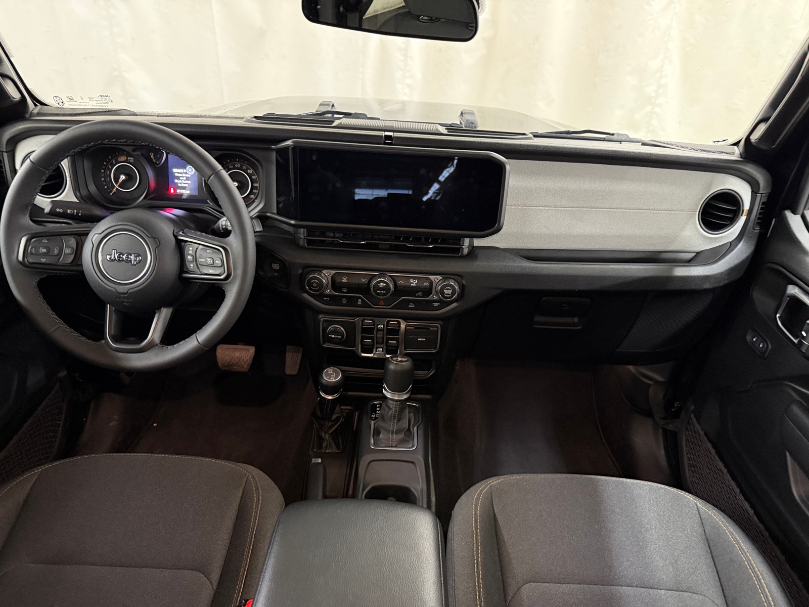 Thumbnail: 2025 Jeep Wrangler - 3