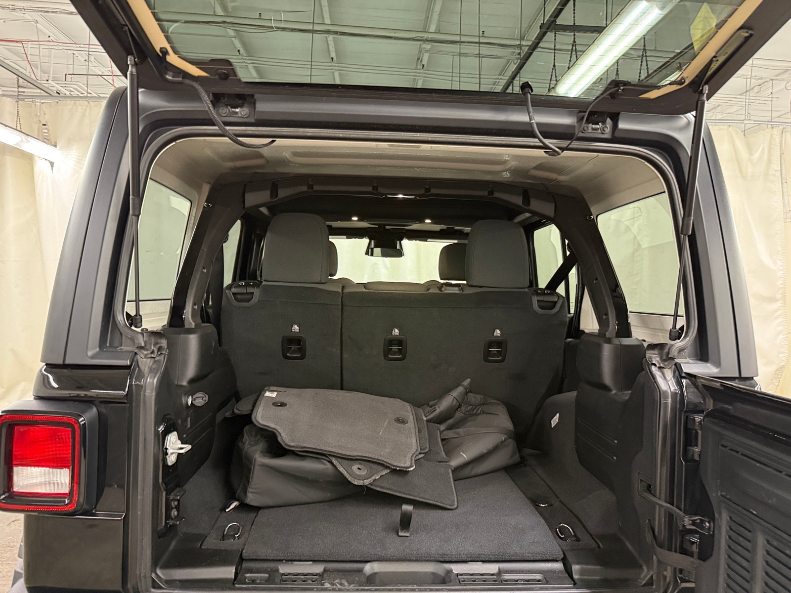 Thumbnail: 2025 Jeep Wrangler - 7