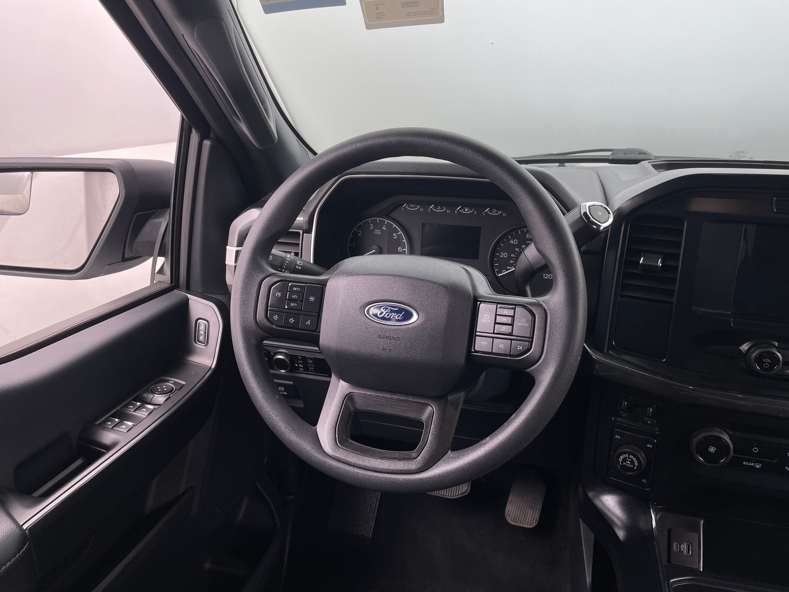 Thumbnail: 2023 Ford Econoline - 5